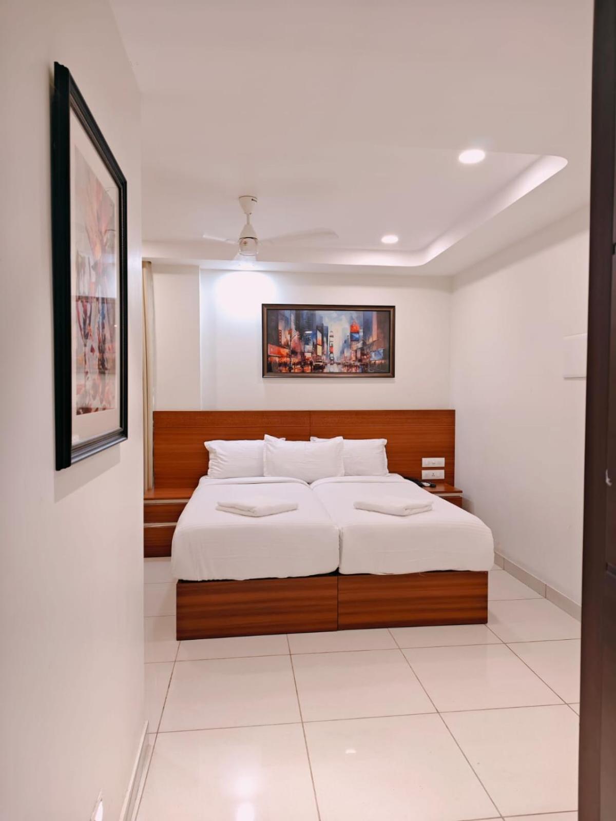 Hotel Nest Residency à Kozhikode Extérieur photo