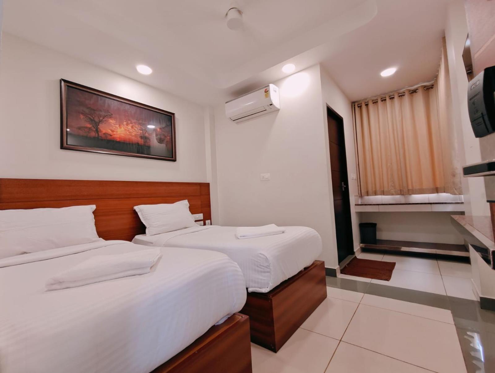 Hotel Nest Residency à Kozhikode Extérieur photo