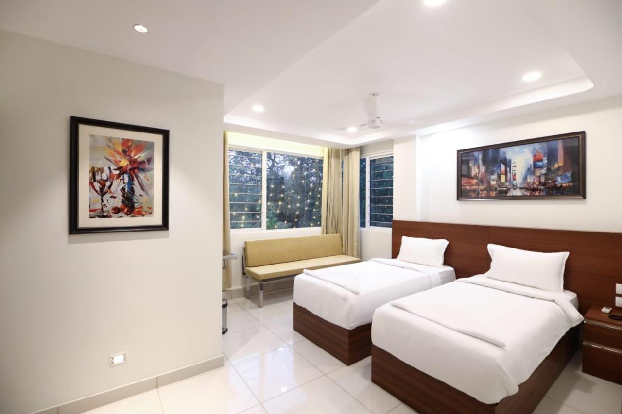 Hotel Nest Residency à Kozhikode Extérieur photo