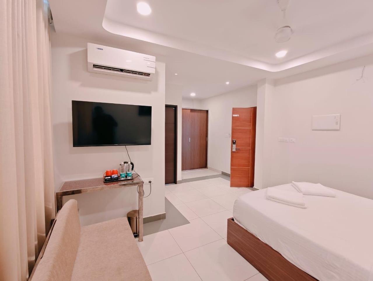 Hotel Nest Residency à Kozhikode Extérieur photo